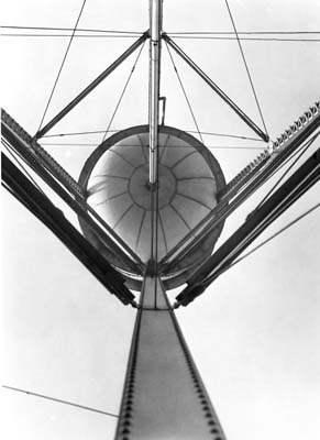 Shreaded Wheat Tower, 1928 (Shreaded Wheat Water Tower, 1928)
